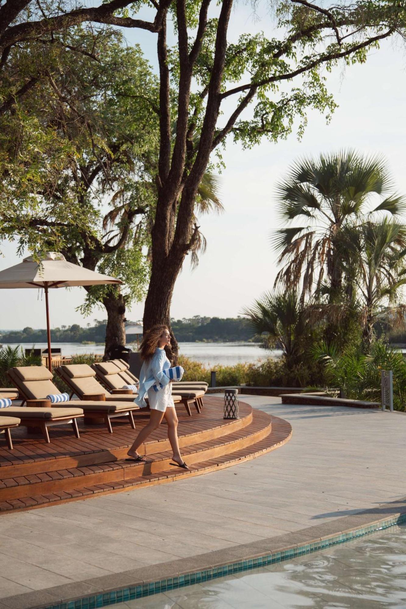 Radisson Blu Mosi-Oa-Tunya Livingstone Resort Exterior foto
